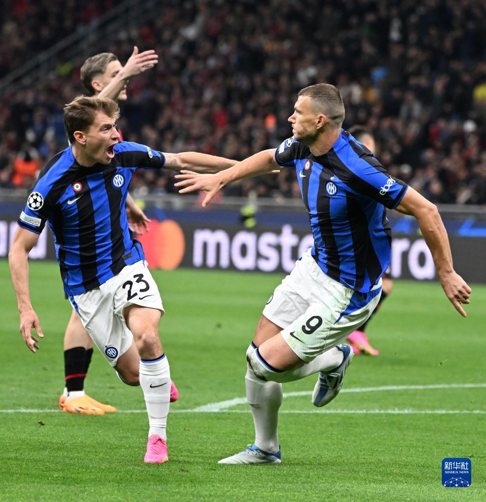 它更像是雕 它更像是雕